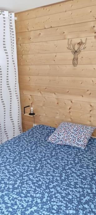 Appartement Tres Lumineux Egat Екстериор снимка